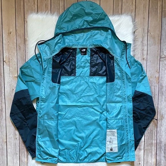 The North Face Men’s 1985 Mountain Jacket In Maui Blue - Picture 4 of 9